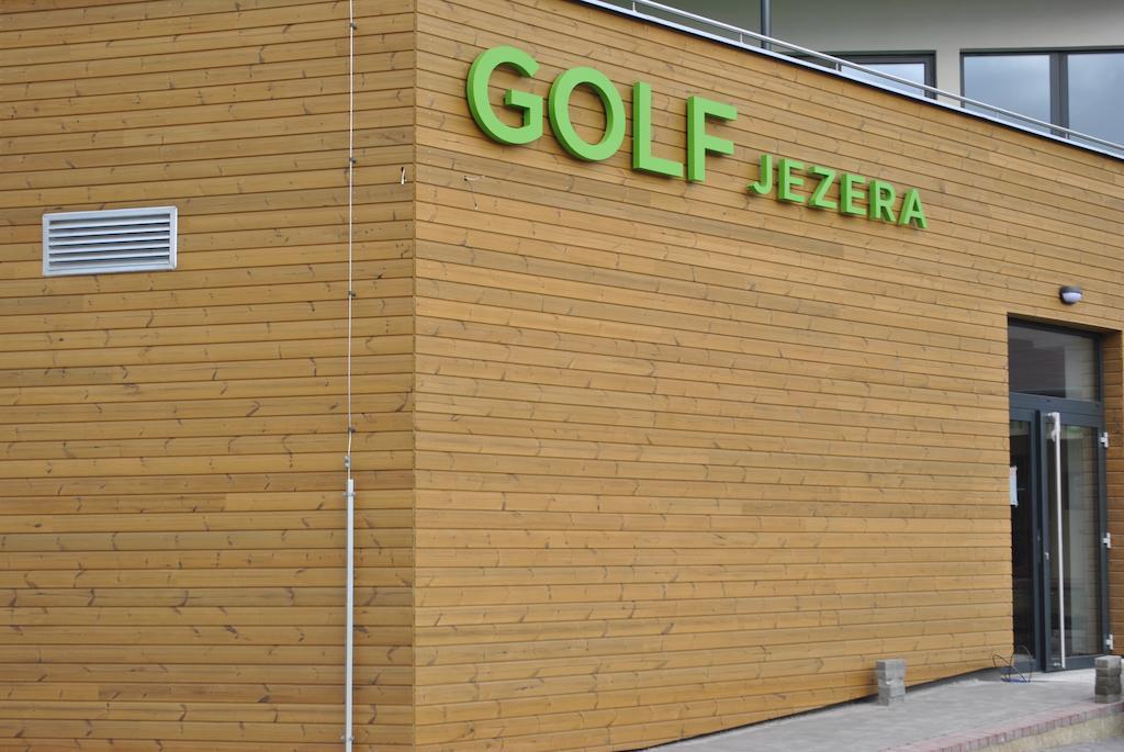 Hotel Golf Jezera Ostrožská Nová Ves Dış mekan fotoğraf